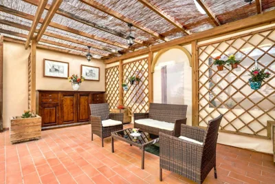Antica Residenza Santa Chiara -City Center – Fotos 3